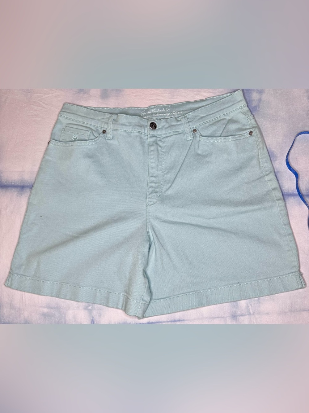 Gloria Vanderbilt Mint Green“All Around Slimming Effect”High Waist Amanda Shorts
